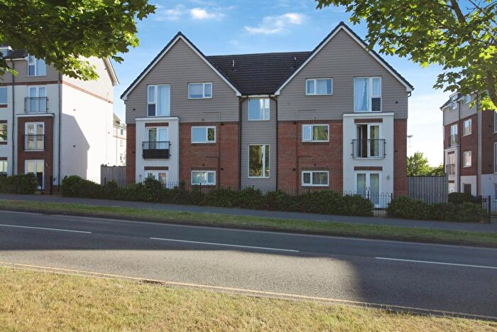 1 Bedroom Apartment For Sale In Anton Close, Rugby, CV21