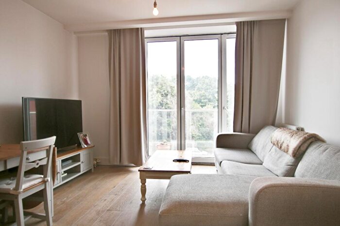 1 Bedroom Apartment To Rent In Berwick House, Knoll Rise, Orpington, BR6