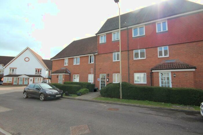 2 Bedroom Apartment To Rent In Hartigan Place, Woodley, Reading, Berkshire, RG5