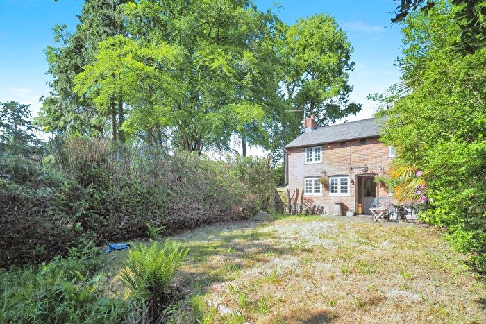 3 Bedroom Semi-Detached House For Sale In Pikes Hill, Lyndhurst, Hampshire, SO43