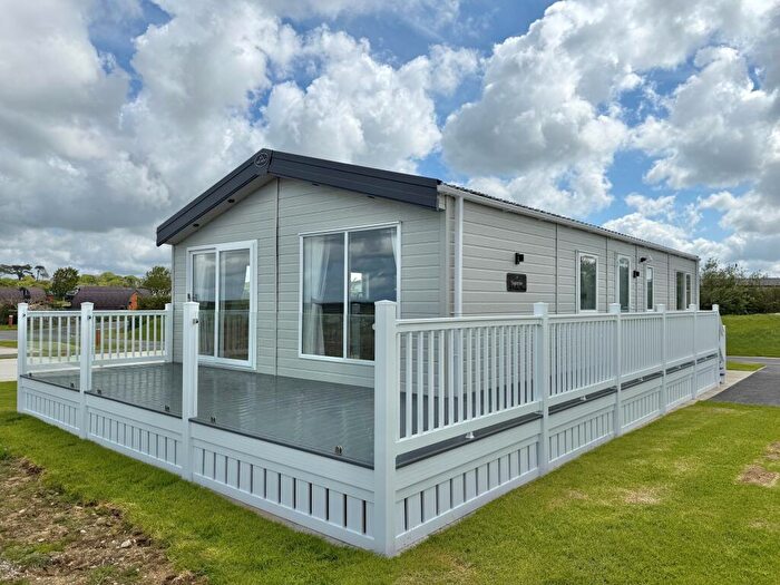 2 Bedroom Lodge For Sale In Pentire Holiday Park, Brentspool, Kilkhampton, EX23