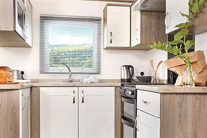 2 Bedroom Lodge For Sale In A.B.I Oakley, Cleethorpes Pearl Holiday Park, Humberston, Cleethorpes, Lincolnshire, DN36