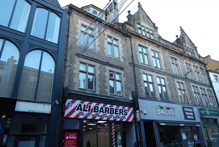 5 Bedroom Maisonette To Rent In Church Street, Lancaster, LA1