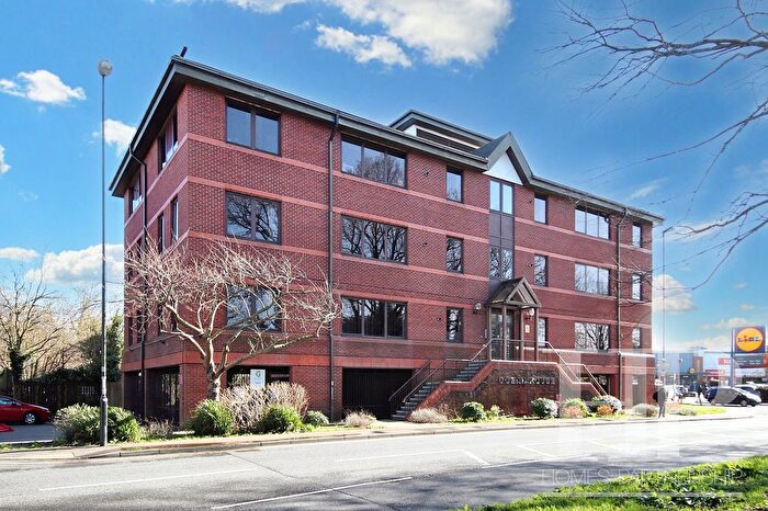 1 Bedroom Flat To Rent In Ocean House, Hazelwick Avenue, RH10