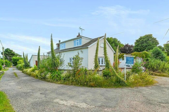 3 Bedroom Detached House For Sale In Butlers Lane, Wrabness, CO11