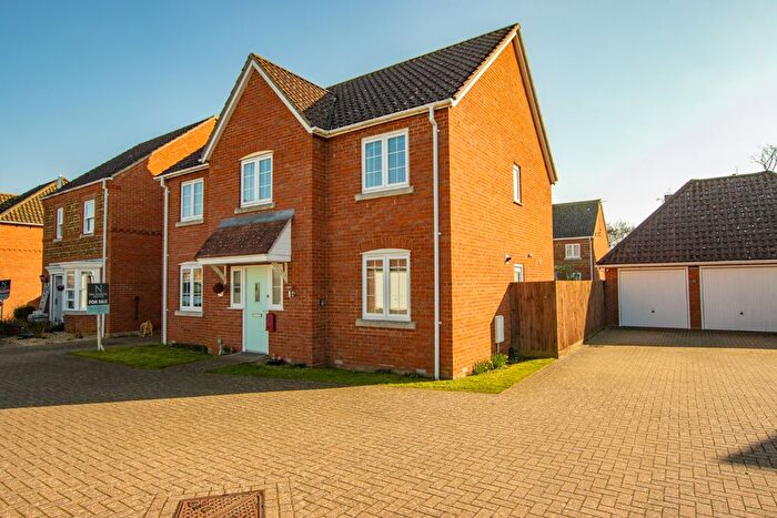 4 Bedroom Detached House For Sale In The Old Coal Yard, Kings Lynn, PE31