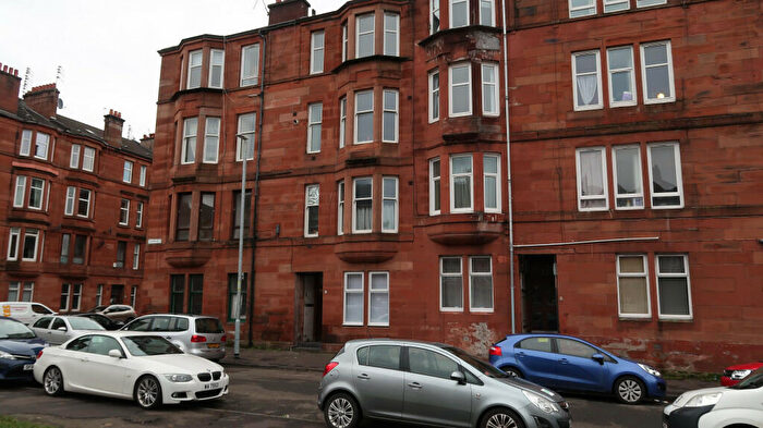 1 Bedroom Flat To Rent In Chapman Street, Govanhill, G42