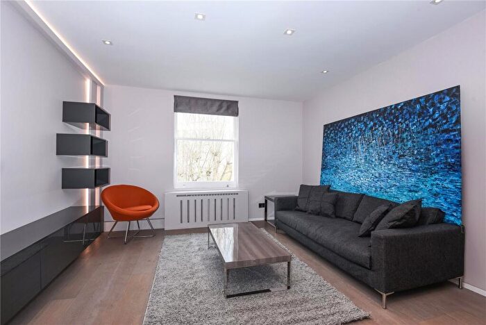 2 Bedroom Apartment To Rent In Hamilton Hall, Hamilton Terrace, St John's Wood, London, NW8