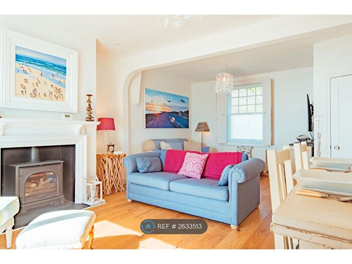 2 Bedroom Detached House To Rent In The Esplanade, Sandgate, Folkestone, CT20