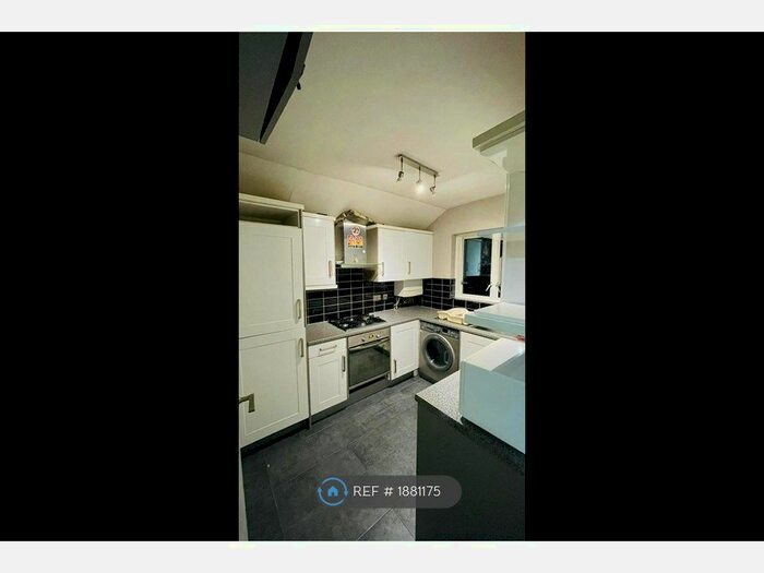 2 Bedroom Maisonette To Rent In Shaftesbury Avenue, South Harrow, Harrow, HA2