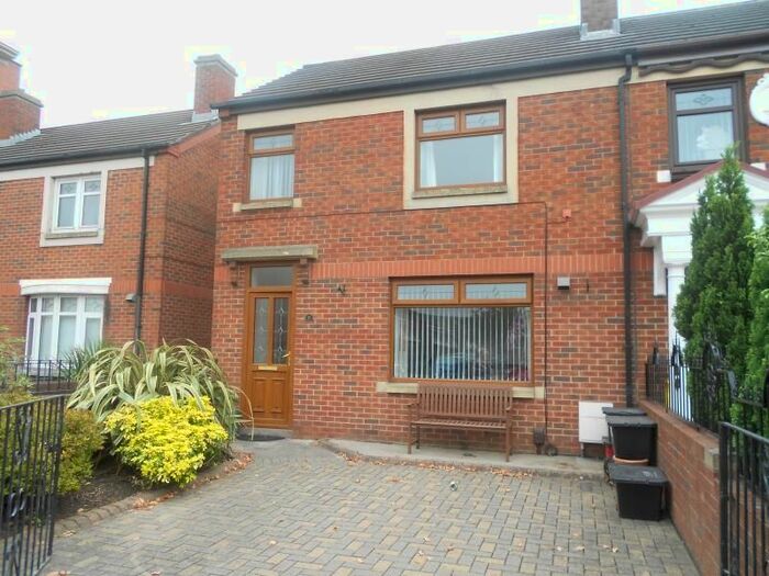 2 Bedroom Detached House To Rent In Walnut Street, Belfast, BT7