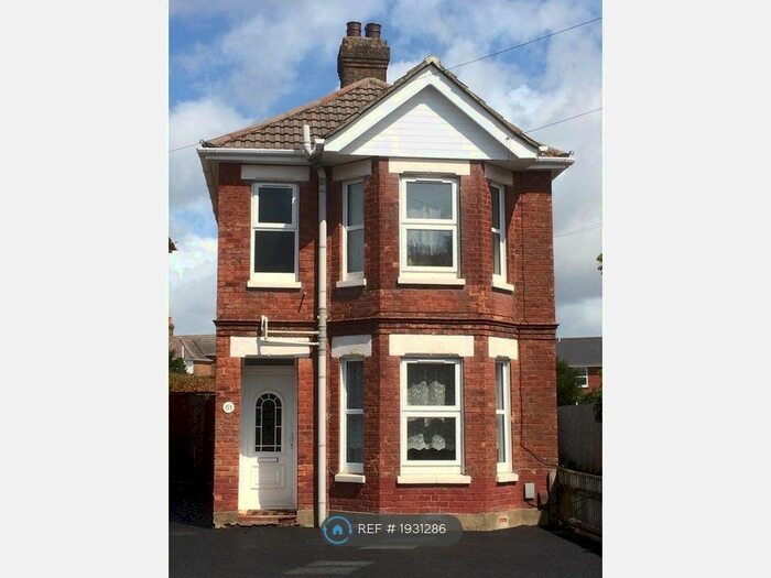 4 Bedroom Detached House To Rent In Withermoor Road, Bournemouth, BH9