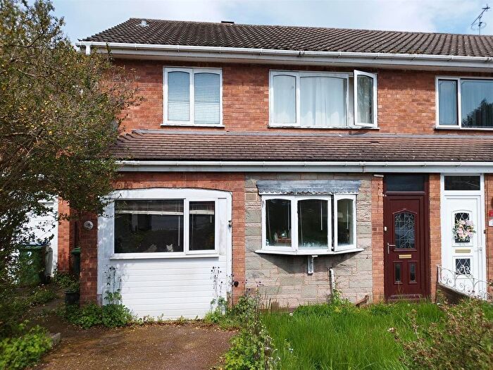 3 Bedroom Property To Rent In Julia Gardens, West Bromwich, B71