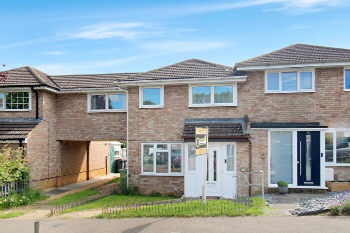 4 Bedroom Terraced House For Sale In Bushy Close, Bletchley, Milton Keynes, Buckinghamshire, MK3