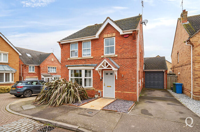 4 Bedroom Detached House For Sale In Lorimar Court, Sittingbourne, Kent, ME10