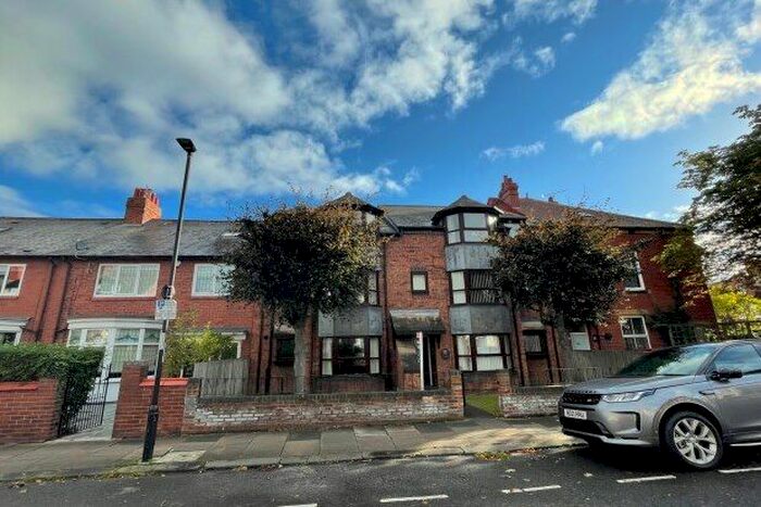 2 Bedroom Flat To Rent In Linden Road, Newcastle Upon Tyne, NE3