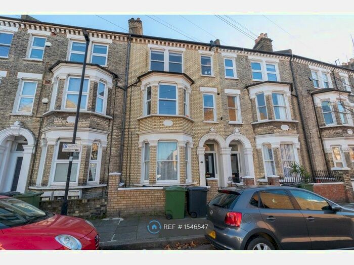 2 Bedroom Flat To Rent In London, London, SW9