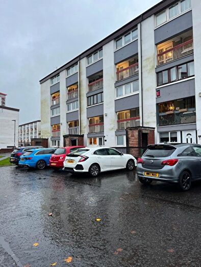 3 Bedroom Flat To Rent In Alice Street, Paisley, PA2