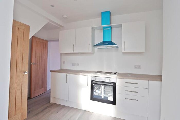 3 Bedroom Terraced House To Rent In Ruth Square, Sheffield, S10