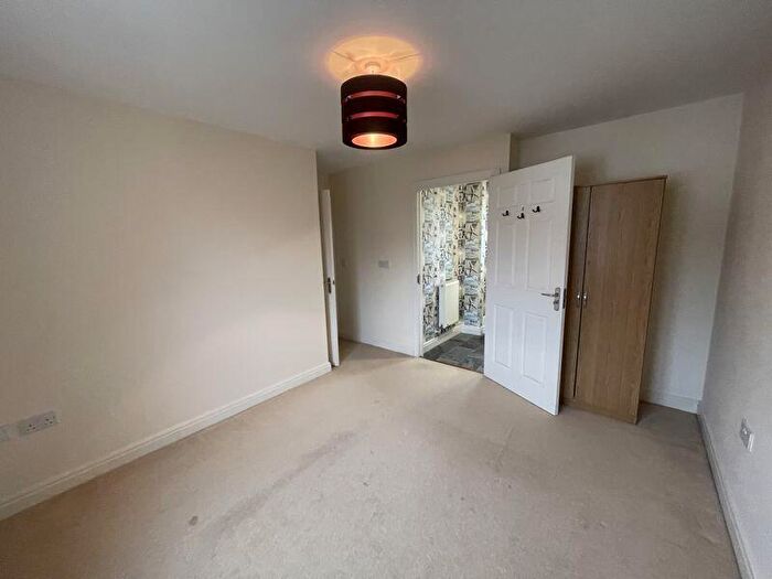 2 Bedroom Coach House For Sale In Biddiblack Way, Bideford, EX39