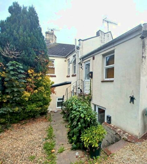 1 Bedroom Apartment To Rent In High Street, Twerton, BA2