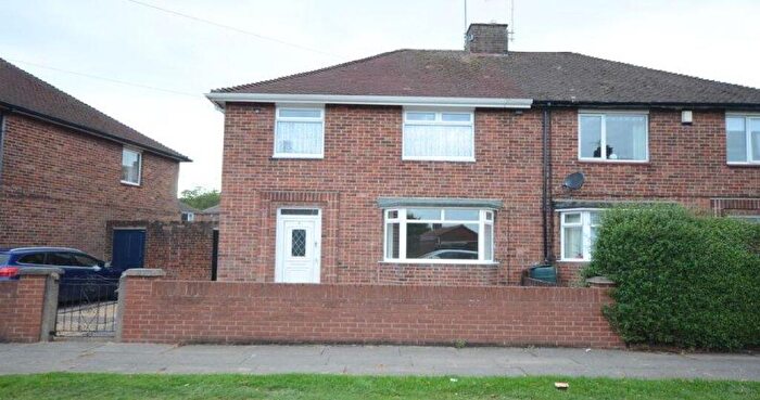 3 Bedroom Semi-Detached House To Rent In Filey Road, Grimsby, DN32