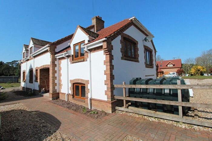 4 Bedroom Detached House To Rent In Wilde Street, Beck Row, IP28