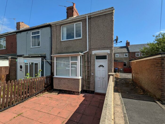 3 Bedroom End Of Terrace House To Rent In Findon Avenue, Sacriston, DH7