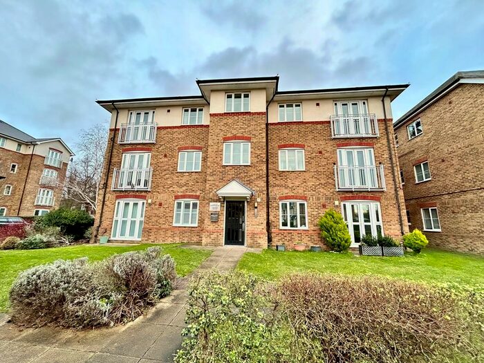 1 Bedroom Flat To Rent In Periwood Crescent, Perivale, Greenford, UB6