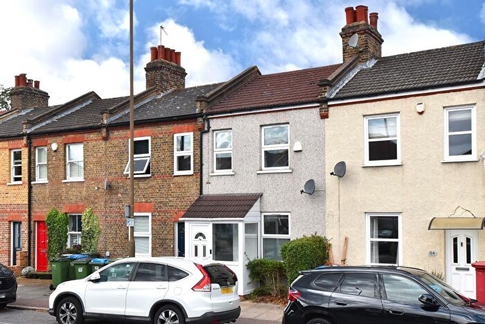 2 Bedroom Property To Rent In Green Lane, London, SE9