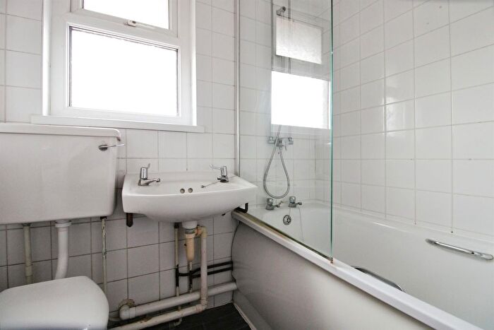 3 Bedroom Terraced House For Sale In Storrar Road, Splott, Cardiff, CF24