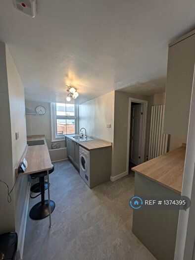 1 Bedroom Flat To Rent In Grosvenor Street, Cheltenham, GL52