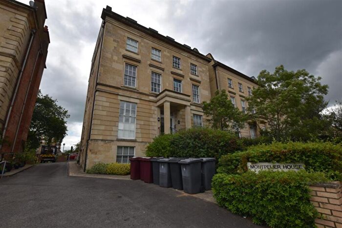 2 Bedroom Apartment To Rent In Montpelier House, Kings Road, RG1