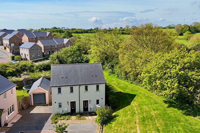 2 Bedroom Semi-Detached House For Sale In Hillhead Rise, Falmouth, TR11