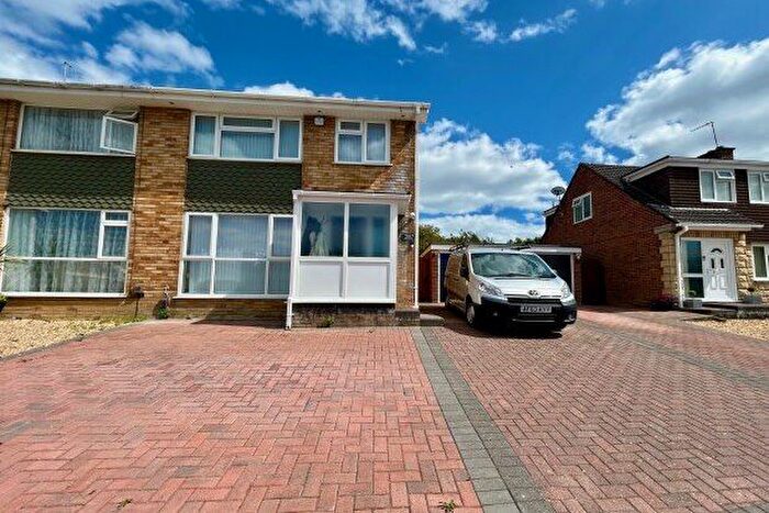 3 Bedroom Property To Rent In Verity Crescent, Poole, BH17