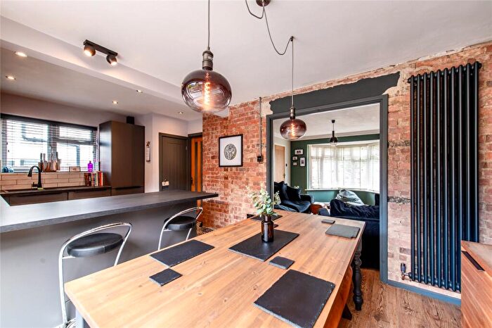 3 Bedroom Semi Detached House For Sale In Bracondale Avenue, Istead Rise, Gravesend, Kent, DA13