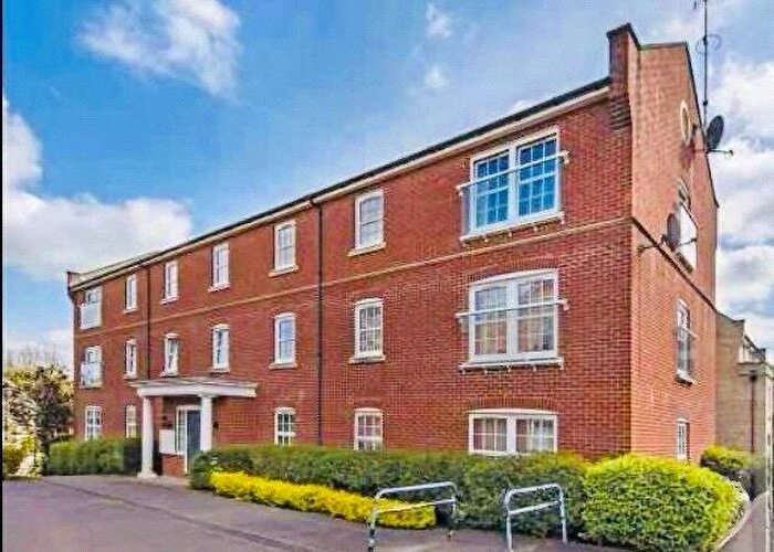 2 Bedroom Apartment For Sale In Wickham Way, Sherfield-on-Loddon, Hook, RG27