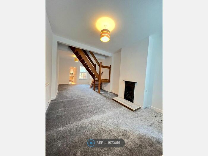 2 Bedroom Terraced House To Rent In Marshall Lake Road, Shirley, Solihull, B90