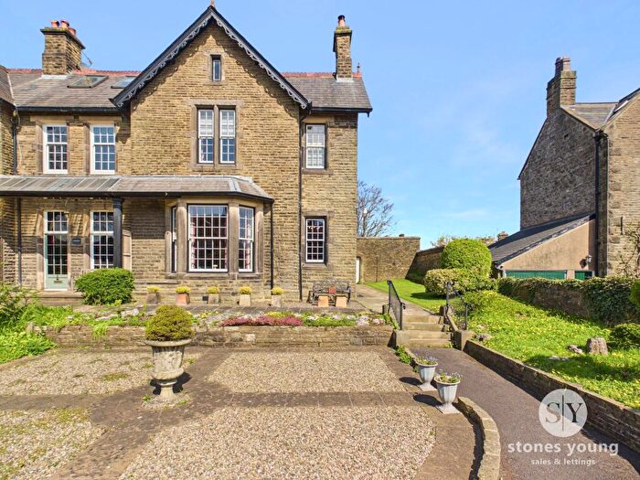 5 Bedroom Character Property For Sale In Waddington Road, Clitheroe, BB7
