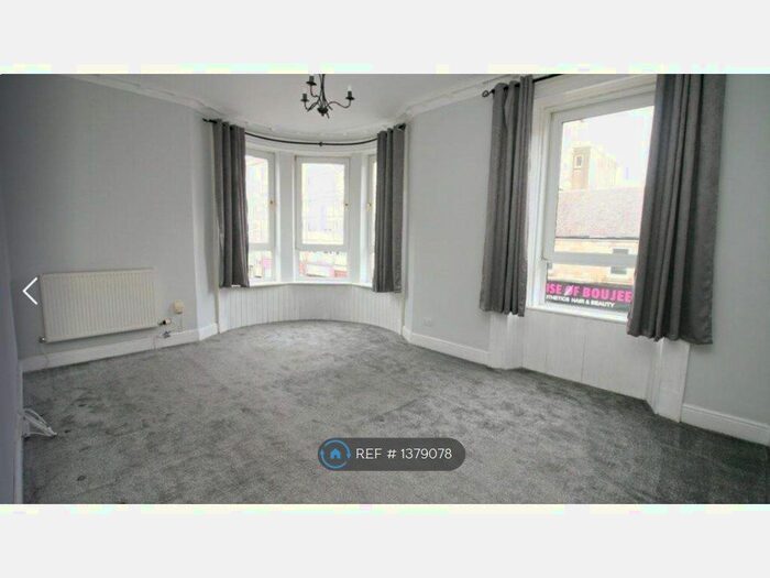 3 Bedroom Flat To Rent In Belhaven Terrace, Wishaw, ML2