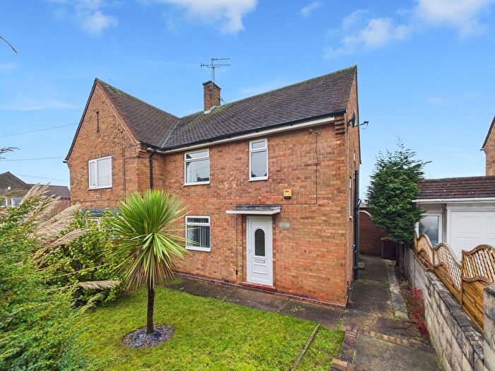 3 Bedroom Semi Detached House For Sale In Beckhampton Road, Bestwood Park, Nottingham, NG5