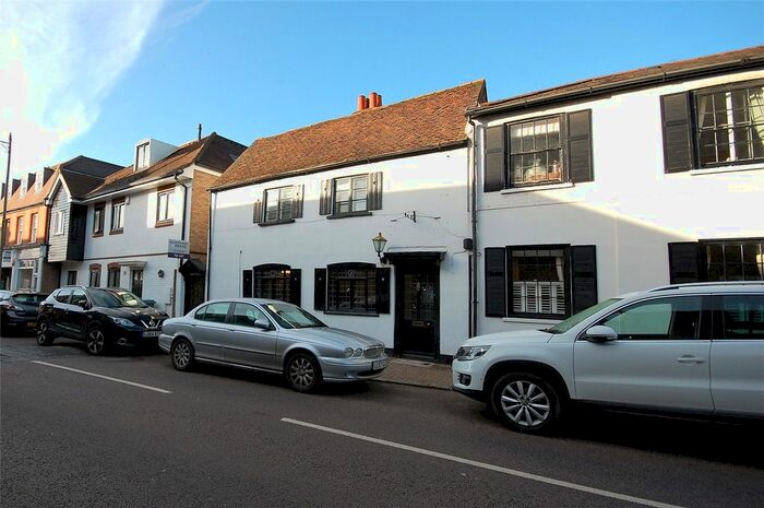 4 Bedroom Detached House To Rent In High Street, Thames Ditton, Surrey, KT7