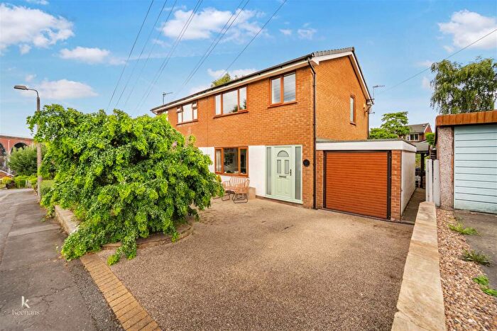 House For Sale In Walmsley Brow, Billington, BB7