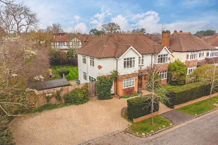 5 Bedroom Detached House For Sale In The Rowans, Chalfont St Peter, SL9