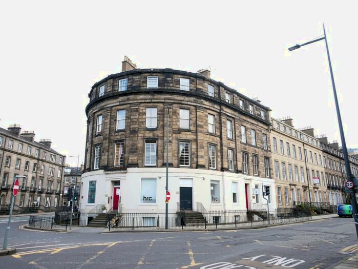 3 Bedroom Flat To Rent In Atholl Place, West End, Edinburgh, EH3