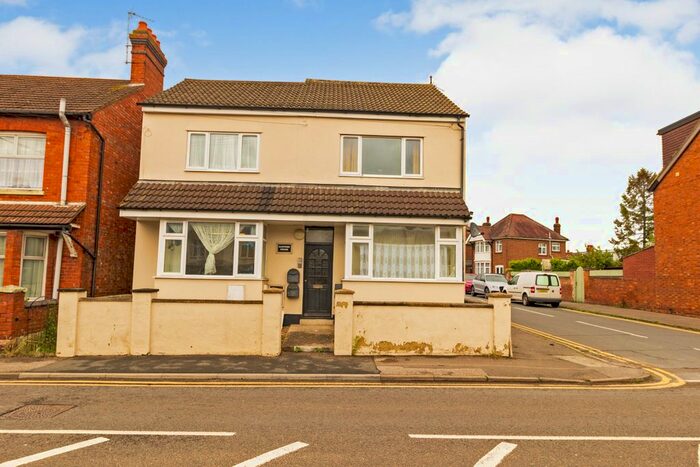 1 Bedroom Flat To Rent In Water Eaton Road, Bletchley, MK2