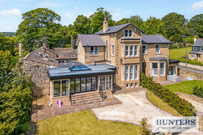 5 Bedroom Semi-Detached House For Sale In Woodlands Drive, Apperley Bridge, Bradford, BD10