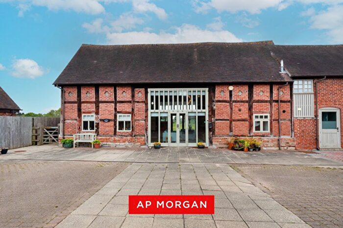 2 Bedroom Barn Conversion For Sale In Jill Lane, Sambourne, Warwickshire, B96