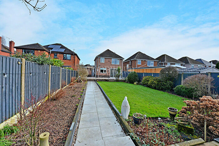 3 Bedroom Detached House For Sale In Lyncroft Avenue, Ripley, DE5