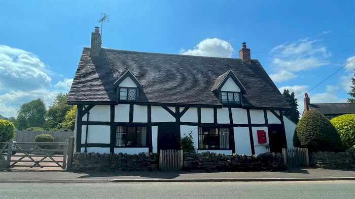 4 Bedroom Cottage For Sale In Main Road, Colwich, Stafford, ST17